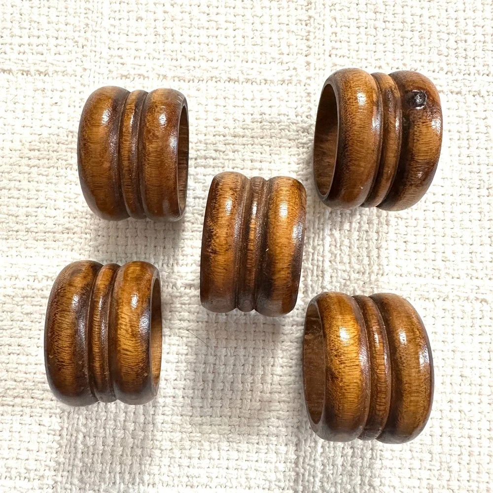 VTG‎ Ribbed Wood Napkin Rings Set of 5 MCM Boho Rustic Table Decor Barrel Shape